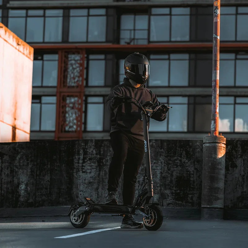 New 2024 3200W 52V 23.4Ah Electric Scooter Super Speed Journey to the Future Mastering Urban Style with Electric Skateboard!