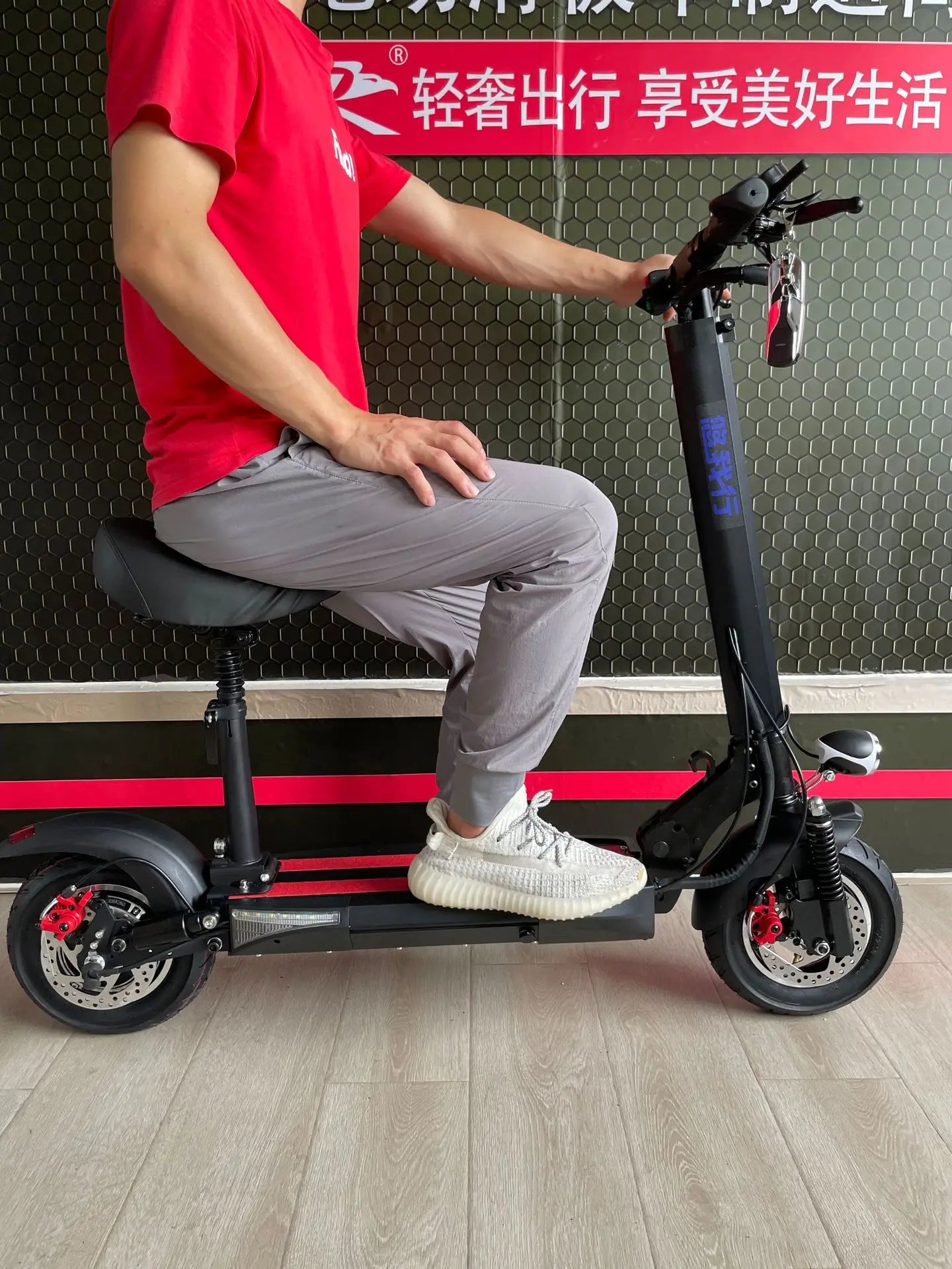 10 inch folding electric scooter adult mini electric car driving electric bicycle electric motorcycle